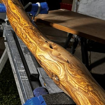 Didgeridoo, custom didgeridoos. Quality woodwork. 